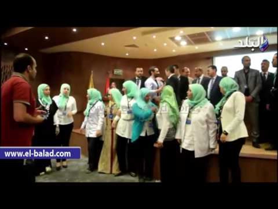 صدى البلد |مدير ترميم"الإسلامي"يتسلم جائزة"الدولي للمتاحف"..ويشكر فريقه على إنقاذ كنوز المتحف