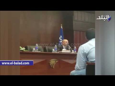 صدى البلد | نائب رئيس مصر للطيران يلتقي أسر ضحايا الطائرة المفقودة