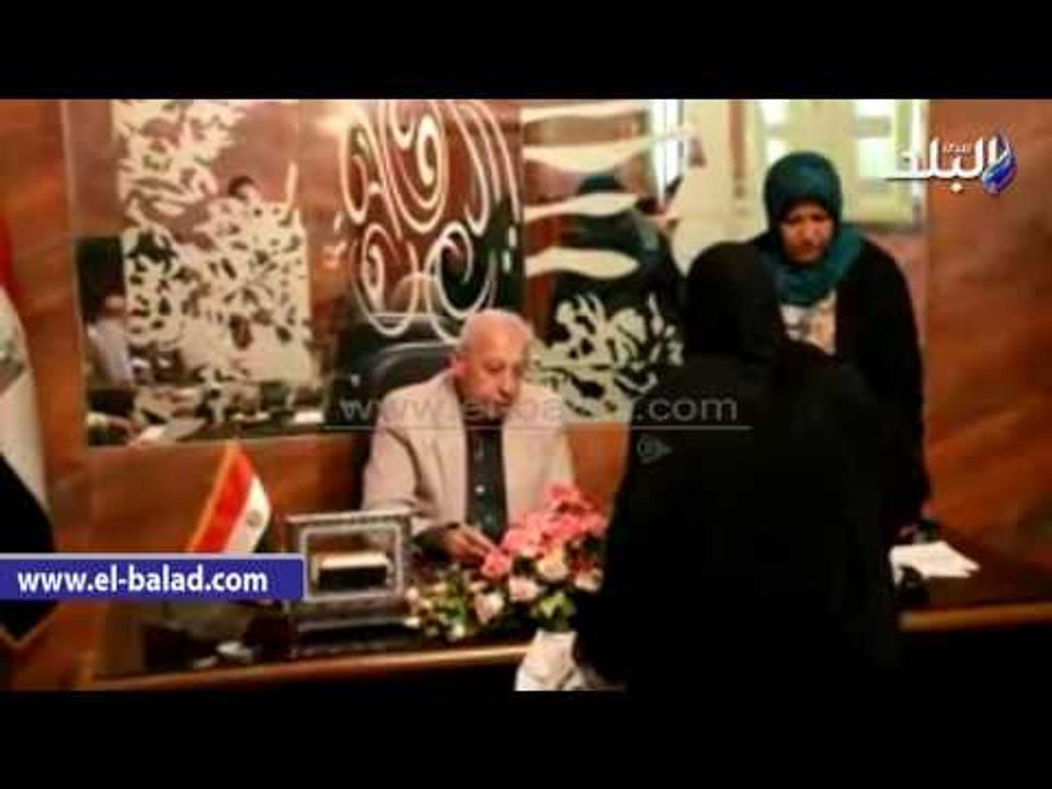 صدى البلد | محافظ أسوان يستمع لمشاكل ومطالب 68 حالة