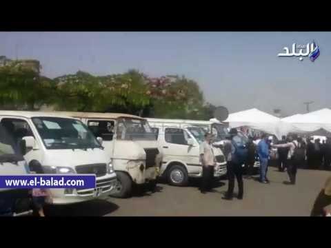 صدى البلد | بدء احتفالية توزيع 22 ميكروباص يعملون بالغاز بحديقة الأزهر