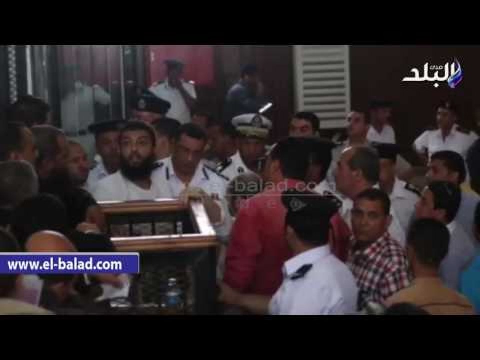 صدى البلد | مشادات بين المتهمين وقوات الأمن في قضية "فض رابعة"