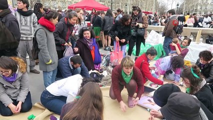 - 8 Mart Dünya Kadınlar Günü’nde Paris’te sokaklar doldu