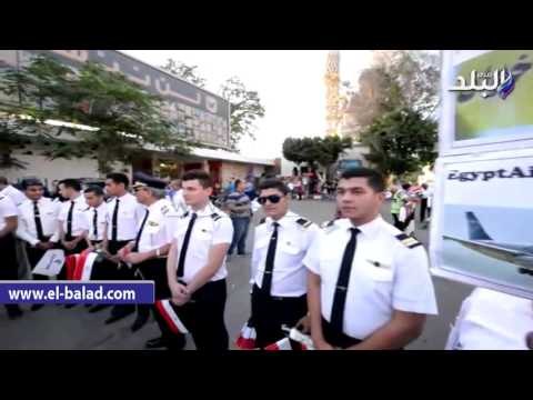 صدى البلد | وفود الأزهر والكنيسة والفنانون والأفارقة يشاركون بمسيرة تأبين ضحايا الطائرة المنكوبة‎