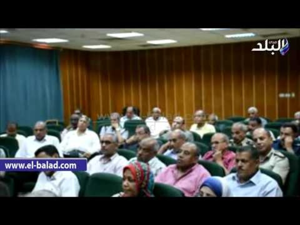 صدى البلد | محافظ أسوان يبحث إستعدادات الإحتفال بالذكرى الثالثة لثورة 30 يونيو