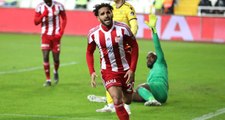 Sivassporlu Douglas, Bu Sezon Gösterdiği Performansla Dikkat Çekiyor