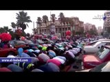 صدى البلد | الآلاف يؤدون صلاة العيد في ساحة القائد إبراهيم بالإسكندرية