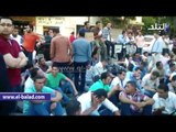 صدى البلد | حملة الماجستير يفترشون الرصيف المقابل لمجلس الوزراء للمطالبة بالتعيين