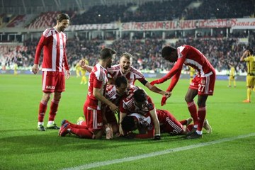 Demir Grup Sivasspor, Evkur Yeni Malatyaspor'u 2-0 Mağlup Etti