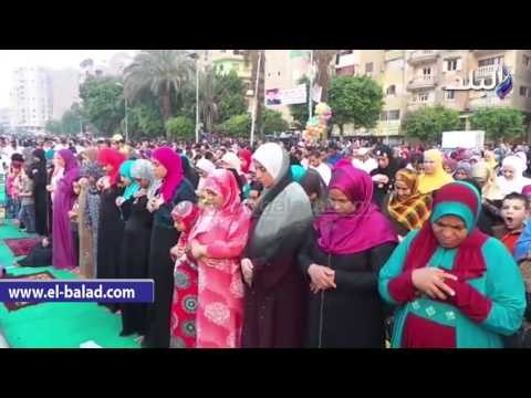 صدى البلد | آلاف المواطنين يؤدون صلاة العيد بـ «عمرو بن العاص»