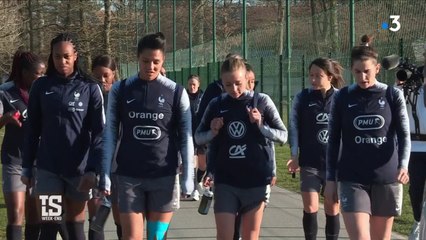 Football : les Bleues en quête de leur premier titre