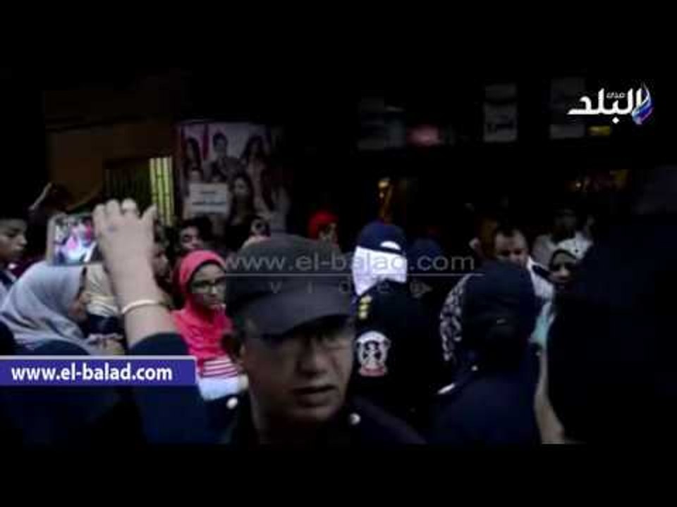 صدى البلد | إقبال كبير من الشباب والأطفال على س...