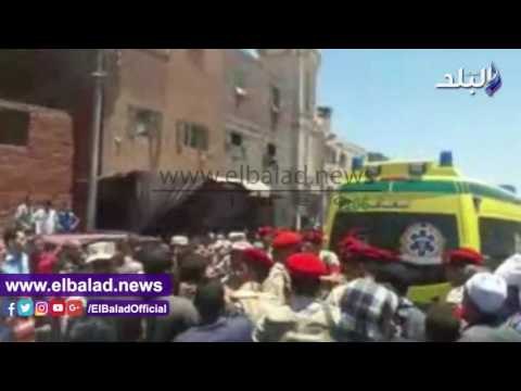 صدى البلد | الآلاف من أهالي أسيوط يشيعون جثمان شهيد العريش