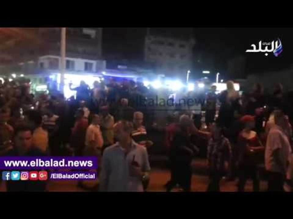 صدى البلد | مظاهرة شعبية ضد الإرهاب بجنازة الشهيد المحلة