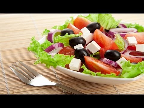 طريقة عمل سلطة يونانية بالجبن | صدى البلد