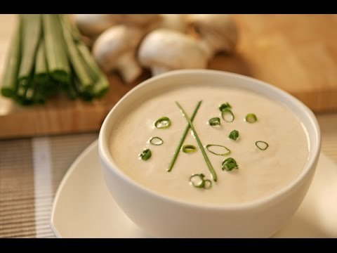طريقة عمل شوربة الكريمة بالفراخ مع الشيف أحمد التونى
