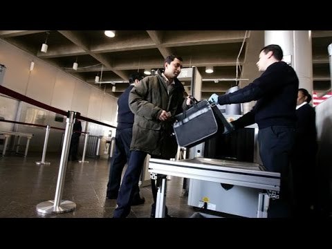 أسباب القبض على دبلوماسي قطري داخل مطار القاهرة | صدى البلد