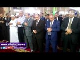 صدى البلد | محافظ الأسكندرية يؤدي صلاة العيد بالمرسي أبو العباس