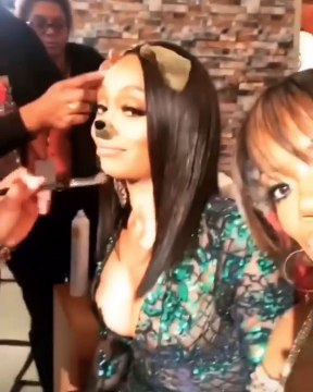 Kandi turns up with Shamari behind the scenes of The Real Housewives of Atlanta reunion #RHOA #RHOAReunion