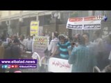 صدى البلد | الأمن يغلق شارع عبد الخالق ثروت لمنع دخول المعلمين المتظاهرين