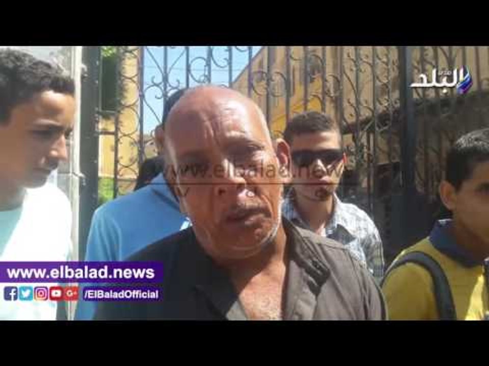 صدى البلد | اعتصام أهالي الطلاب المكفوفين امام تعليم اسيوط بعد طردهم من المديرية