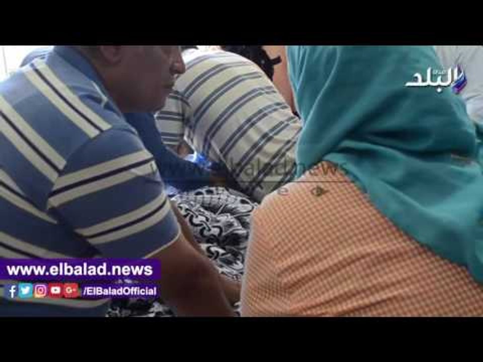 صدى البلد | صرخات القهر على ضحايا مركب رشيد.. أب: «مراتي وابني راحوا وأنا السبب»