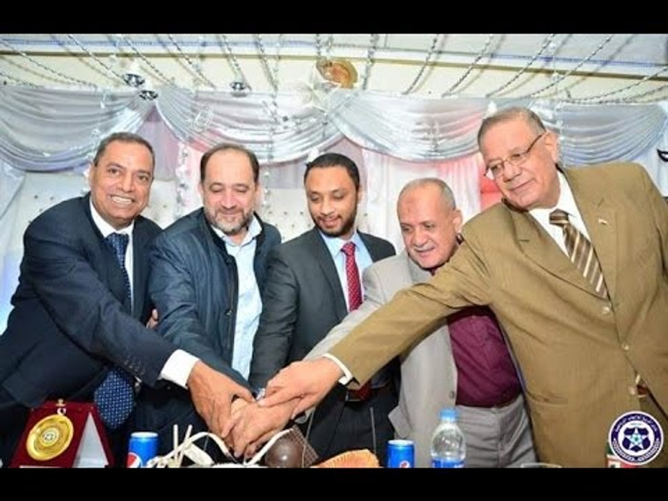 نادي المريخ يكرم محمود سرحان سكرتير عام نادى الرباط سابقا بعد بلوغه سن التقاعد