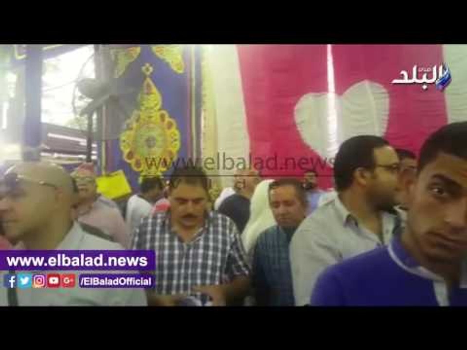 صدى البلد | تكدس المواطنين أمام بنك الإسكان وال...