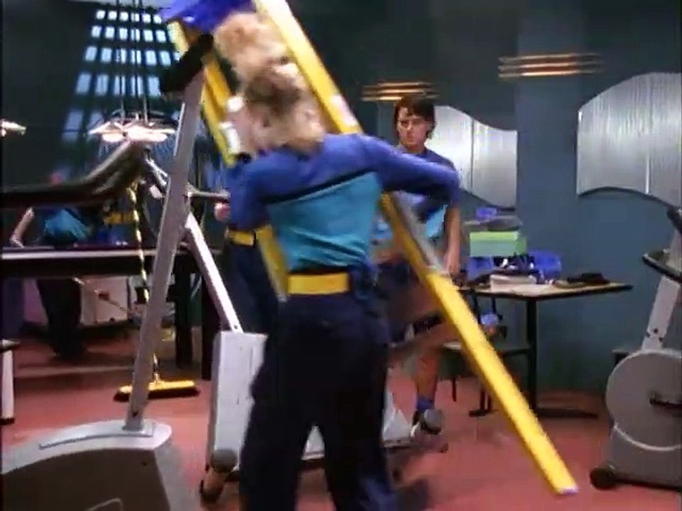 Ocean Girl [Deutsch]   S3E17   Charly Ist Gestrandet (2)