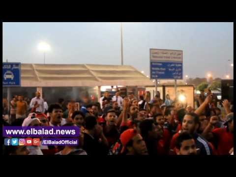 صدى البلد |جماهير الاهلي تطالب لاعبي اليد بـ السوبر الافريقي