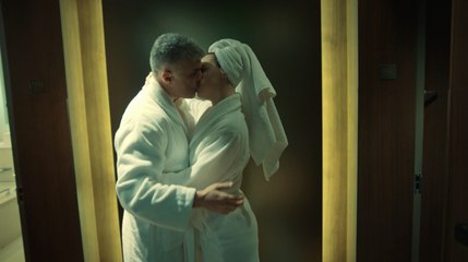 İstanbullu Gelin 75. Bölüm Şok Öpücük!