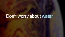 iPhone — Don’t worry about water spills — Apple (1080p)