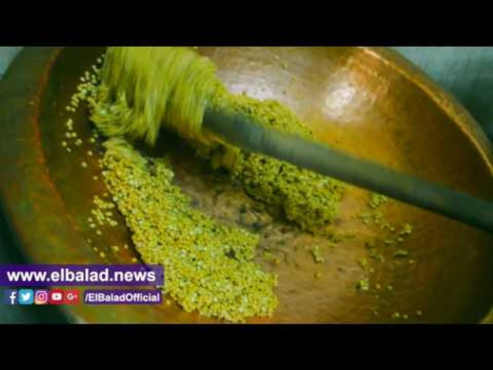 صدى البلد | تعرف على مراحل تصنيع "الحمصية " من داخل إحدى مصانع الحلويات
