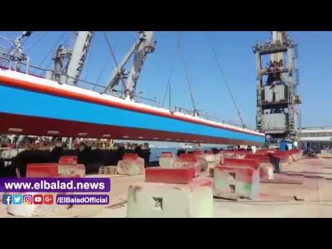 صدى البلد |ترسانة بورسعيد البحرية تنجح فى رفع الجزء الثالث من كوبرى الرسوة.