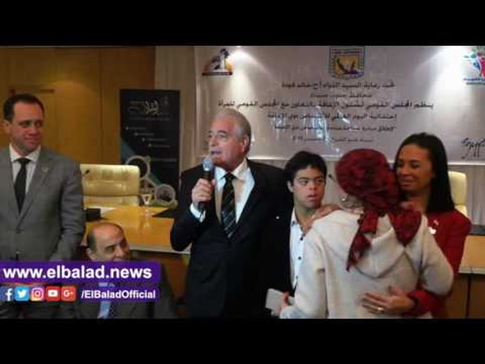 صدى البلد |السباح الدولى المعاق ذهنيا محمد الحس...