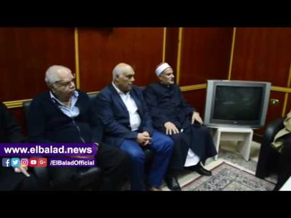 صدى البلد | محافظ مطروح يقدم العزاء فى ضحايا الكنيسة البطرسية