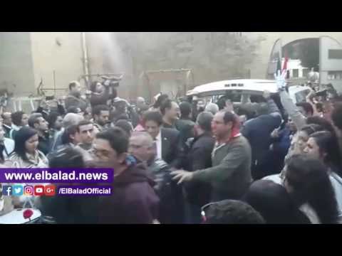 صدى البلد | انتهاء صلاة الجنازة على ماجى آخر شهداء البطرسية