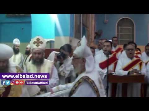 صدى البلد |الأقباط يؤدون قداس عيد الميلاد المجيد بكنائس أسيوط