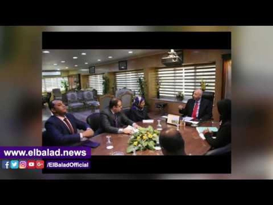 صدى البلد | محافظ أسوان يلتقى بلجنة التسويق المجتمعى التى تقدمها وزارة التضامن الإجتماعى