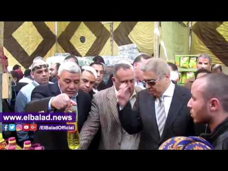 صدى البلد | معارض للسلع الغذائية بأسعار مخفضة تحت إشراف مدير أمن الفيوم