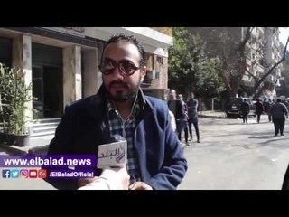 صدى البلد | شاهد.. شباب يفضلون "الشاورما" كهدية رومانسية عن الورد