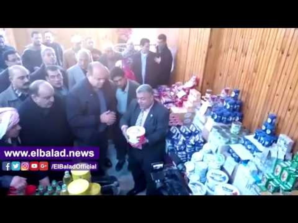 صدى البلد | محافظ مطروح يتفقد منافذ توزيع السلع المدعمة بـ"الحمام والعلمين والضبعة"