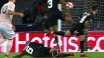 Football - Lukaku console Kimpembé et Bruno Genesio désolé pour le PSG éliminé de la Ligue des Champions par Manchester United (1-3)
