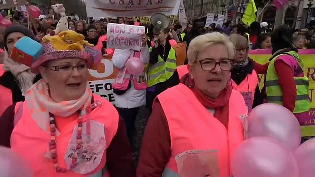 Акт XVII: розовые жёлтые жилеты