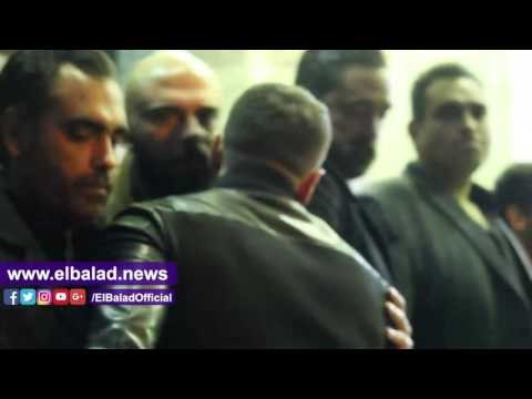 صدى البلد | أحمد عز وتامر مرسى يقدمان العزاء فى وفاة والد أمير كرارة