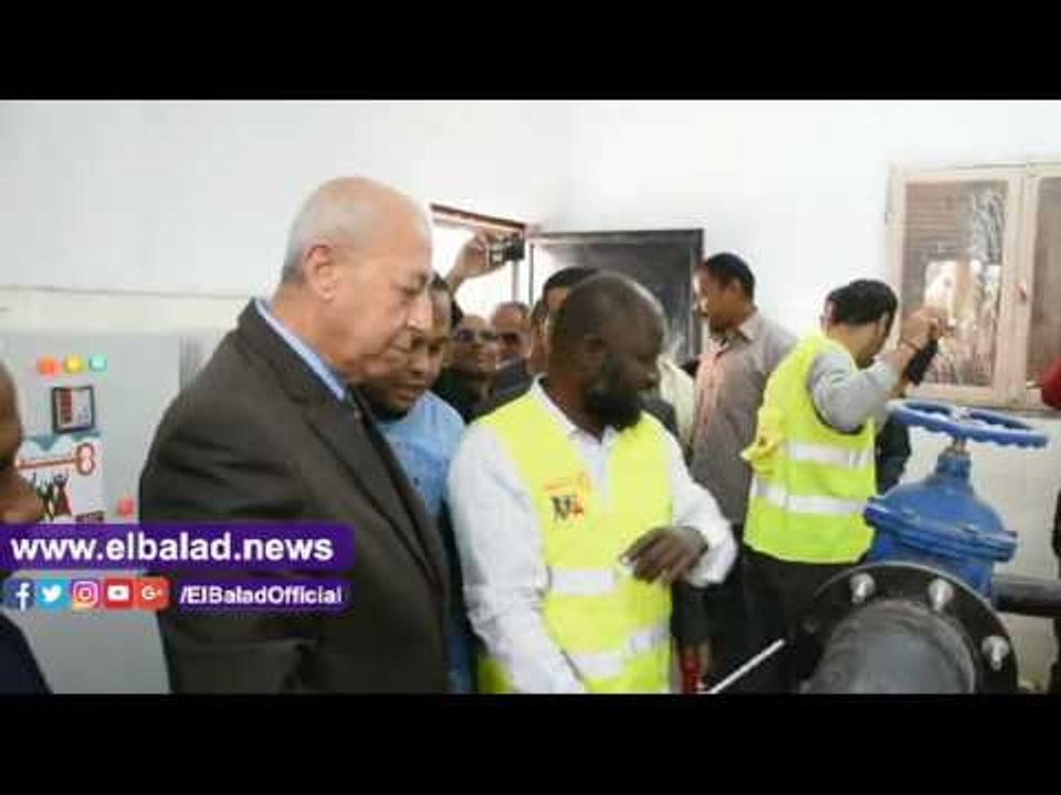 صدى البلد | محافظ أسوان يفتتح مشروع رافع مياه الشرب بالرتاج فى دراو