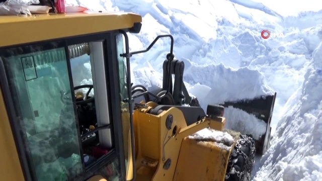 Zorlu Görev! Vatandaşlara Ulaşmak İçin Gece Gündüz Böyle ÇalışıyorlaR