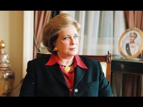 على مسئوليتي - في يوم واحد.. جيهان السادات تُجّمع 23 مليون لصندوق تحيا مصر