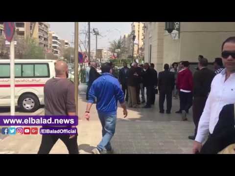 صدى البلد | وصول جثمان والدة الإعلامي حسين عبد الغني لمسجد أبو بكر الصديق