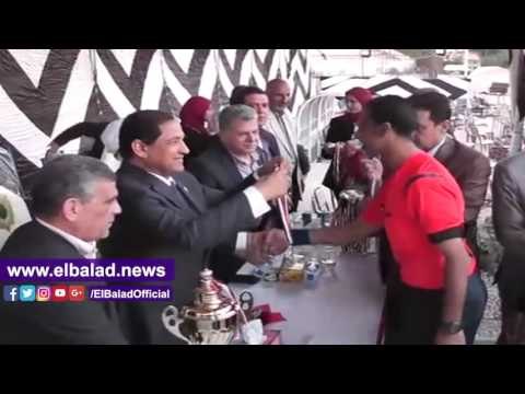 صدى البلد | محافظ الغربية يكرم الفائزين بنهائي دوري مراكز الشباب باستاد طنطا الرياضي