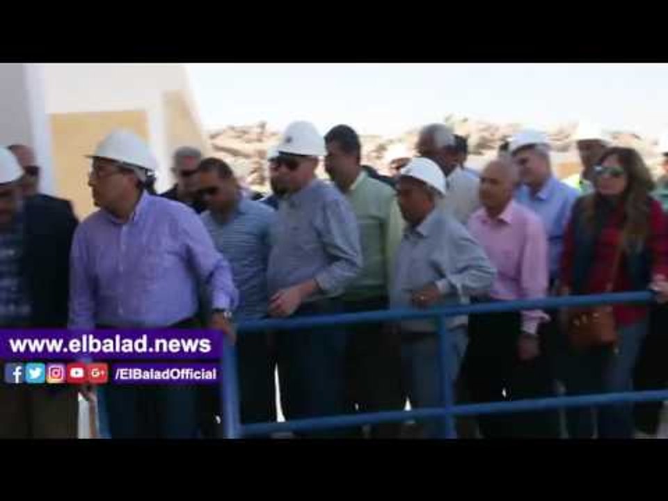 صدى البلد | وزير الإسكان ومحافظ أسوان يتفقدا تو...